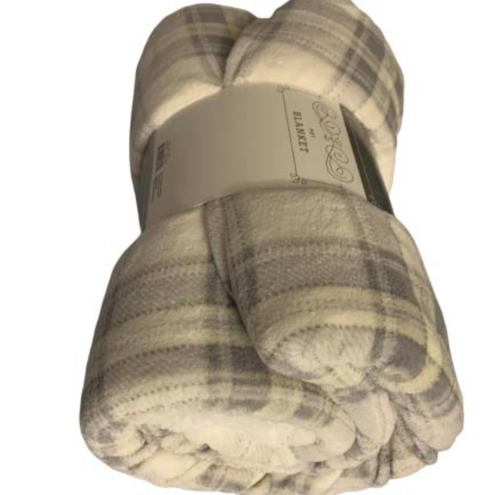 Dogs/Cats Blanket Soft &Comfortable White/Gray Plaid Sz40X50/ WONDERSHOP